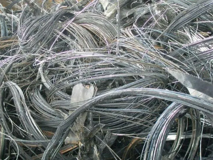 steel wires extracted by tire bead wire extractor