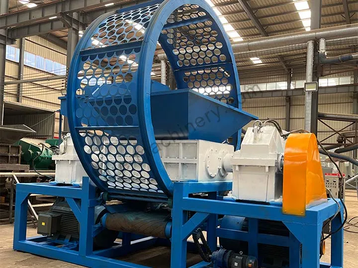 tyre shredding machine