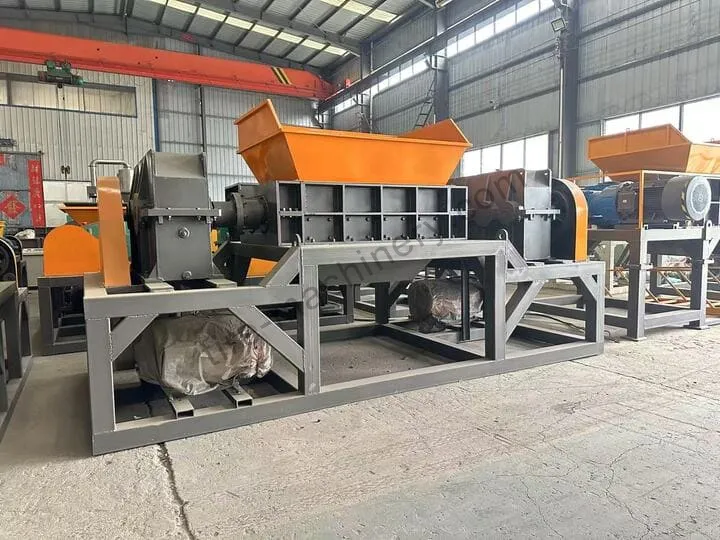 Heavy-duty tire shredding equipment for sale