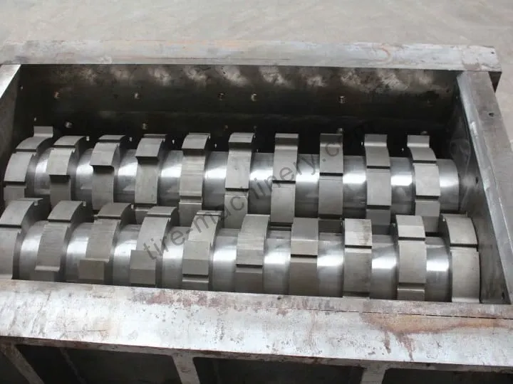 double shafts shredder