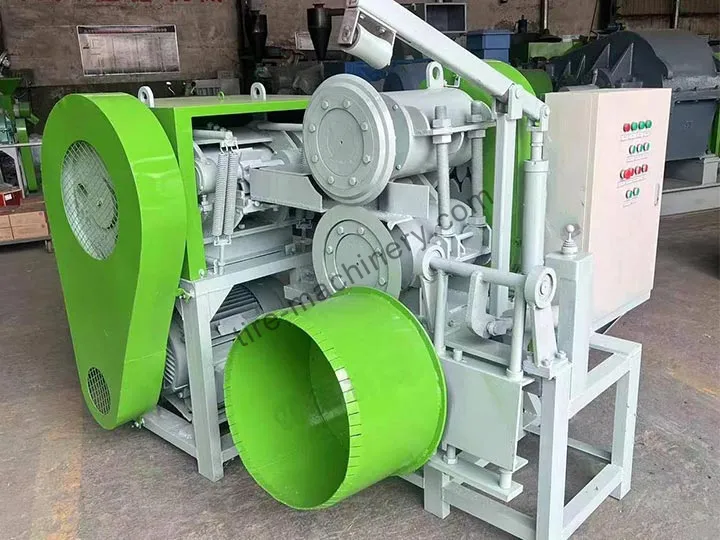 Automatic tire Block Cutter