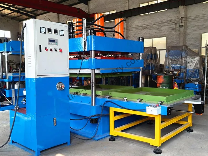 Rubber Mat Compressionolding Machine