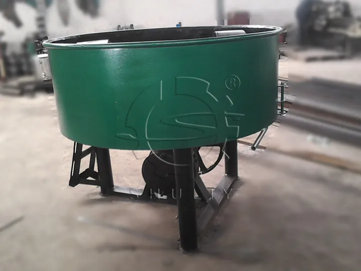 Molino de Rueda de Carbón Vegetal